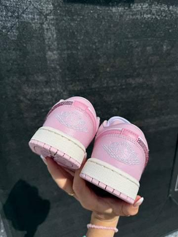 Women’s Pink Rose