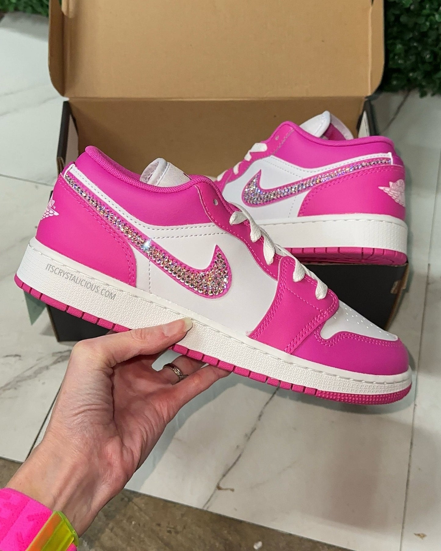 Jordan Hot Pink