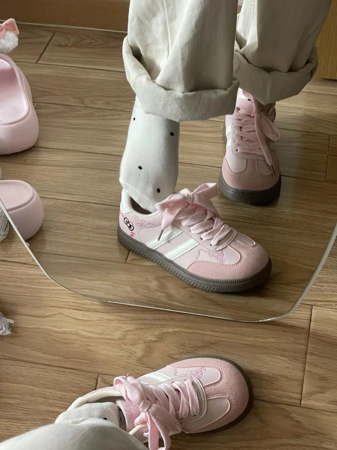 Hello kitty Embroidery Sneakers